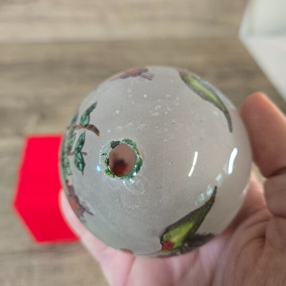 Vintage 1990 Bill Yee Inside Painted Glass Floral Hummingbird Ornament - Picture 5 of 10